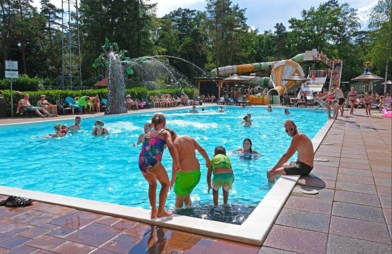 Camping in Hoenderloo mit Schwimmbad